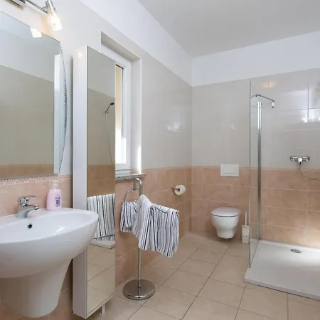 Panoramica - Ravni Apartment Labin (Istria)
